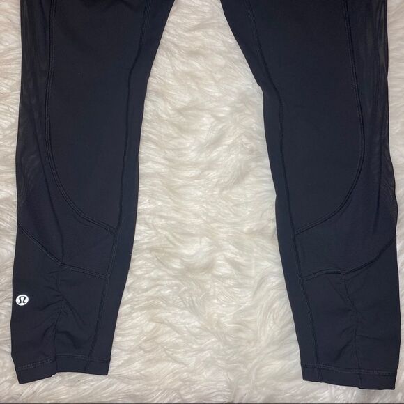 Lululemon Seek the Heat Crop - Picture 13 of 15